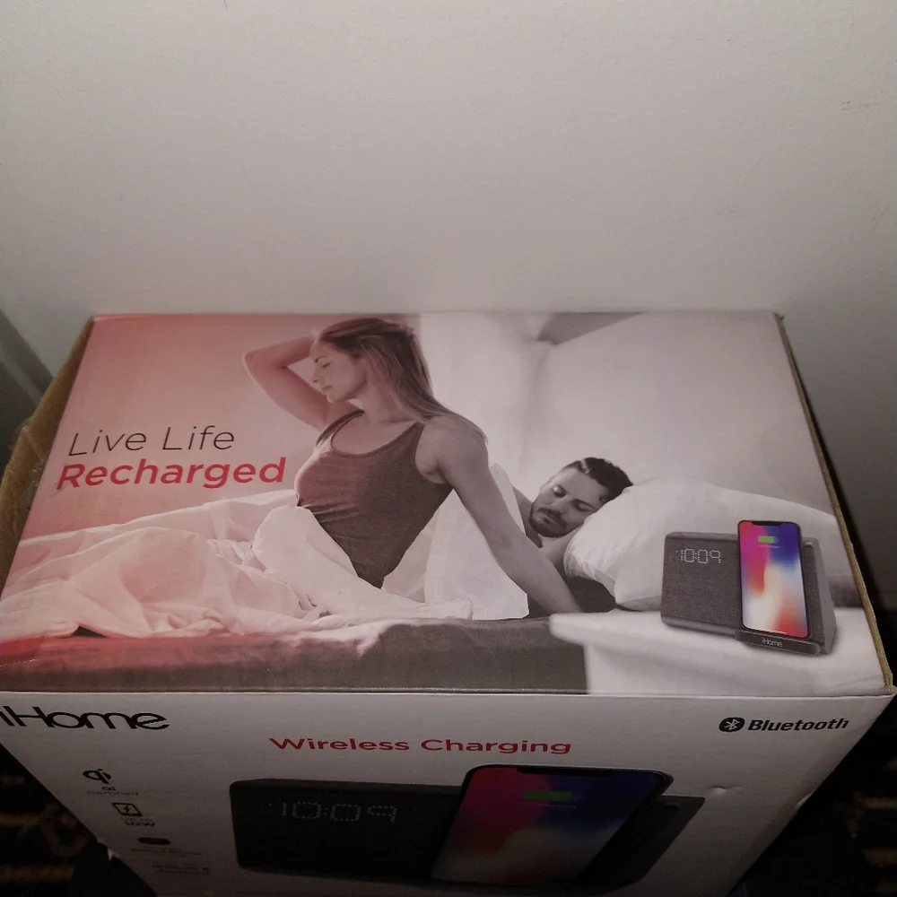 Ihome Wireless charger speakerphone Perfect Gift or Self Gift 🎁
